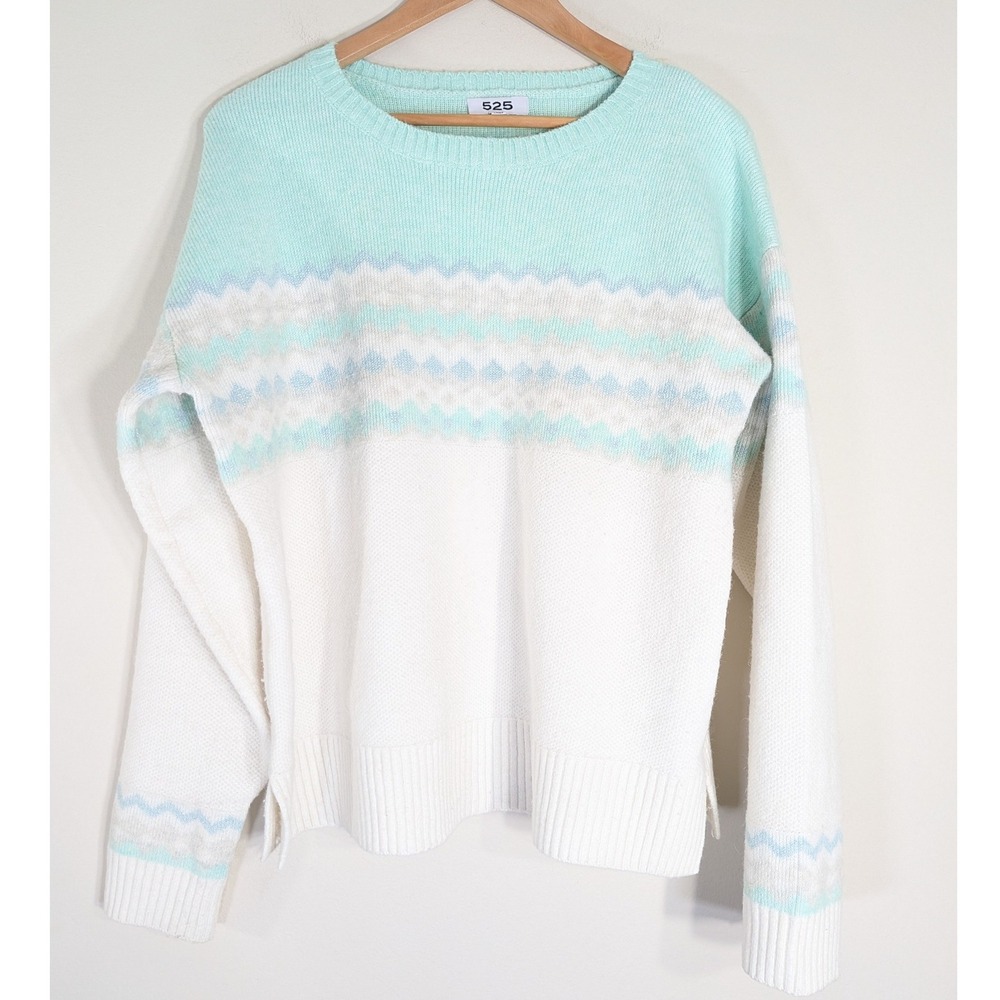 525 White Mint Green Fair Isle Knit Sweater; Crewneck Long Sleeve Pullover
